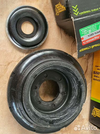 Опоры Стоек Рено Логан Ларгус