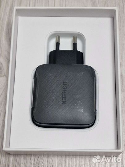 Зарядное устройство Ugreen PD 66W