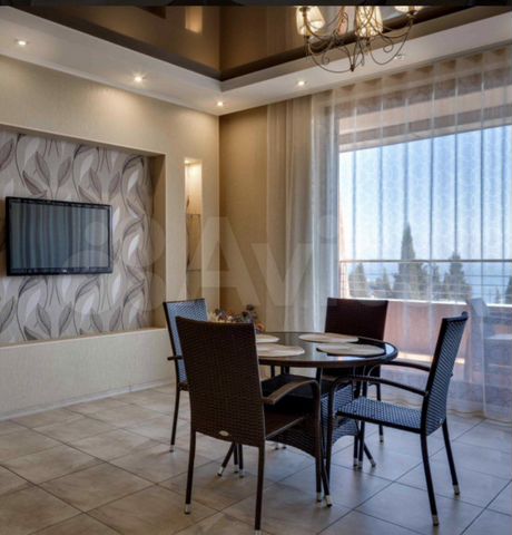 3-к. квартира, 88 м², 3/12 эт.