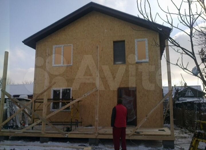 Дом 44 м² на участке 3 сот.