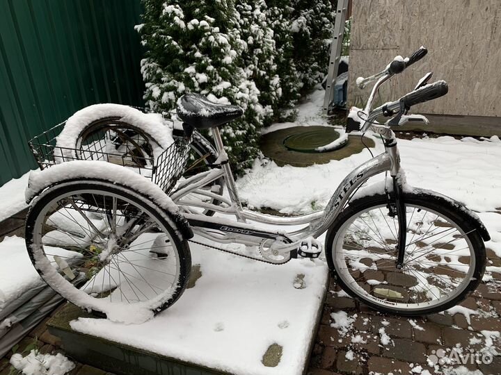 Трехколесный велосипед