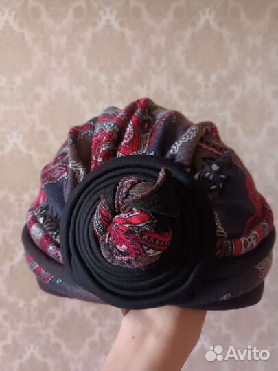 Женская шапка