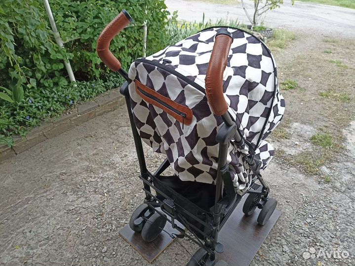 Прогулочная коляска elodie
