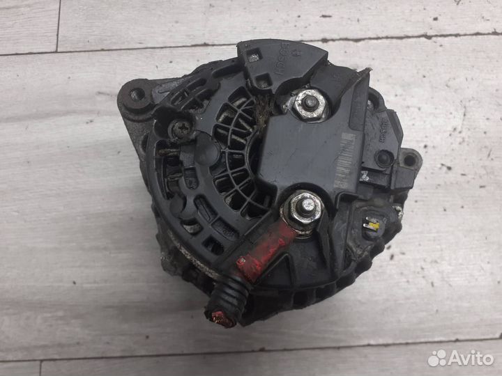 Генератор Renault-Nissan на запчасти