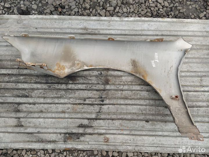 Крыло переднее правое Mitsubishi Diаmаnte