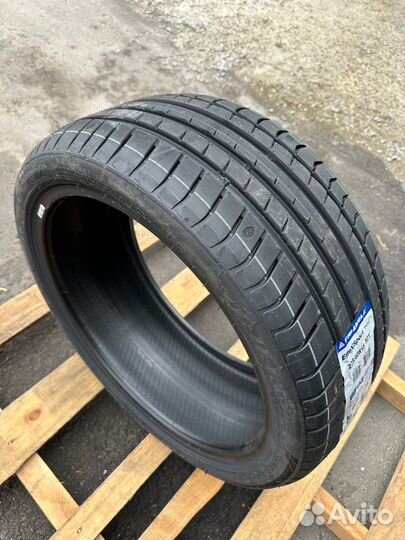 Triangle EffeXSport TH202 225/40 R18