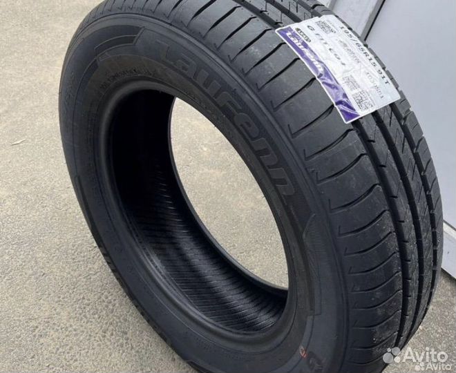 Kumho Ecsta HS52 195/65 R15 91V