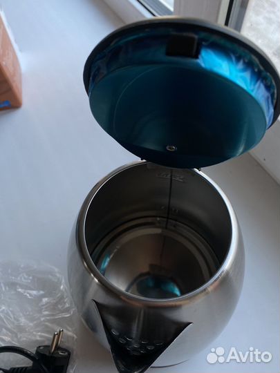 Чайник электрический новый