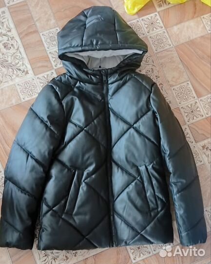 Куртка на девочку подростка