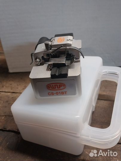 Скалыватель оптический Swift