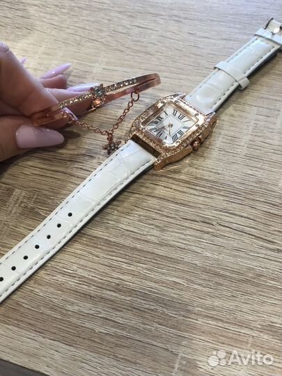 Часы женские