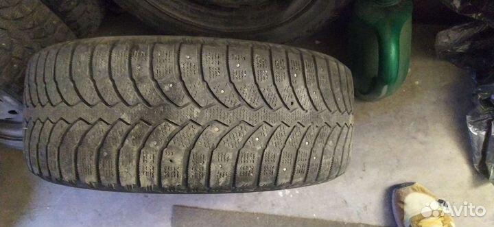 Bridgestone Blizzak Spike-01 195/55 R15