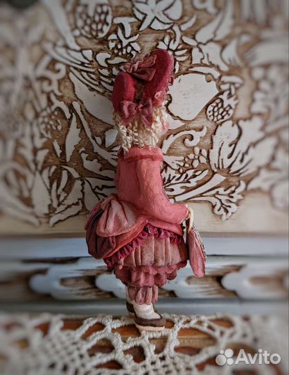 Ватная елочная игрушка по мотивам кукол брю