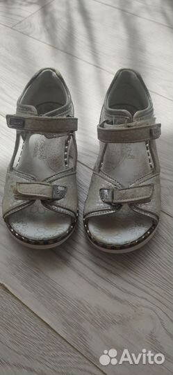 Босоножки для девочки