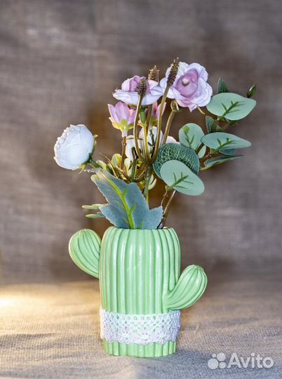 Ваза декоративная кактус с цветами, карандашница