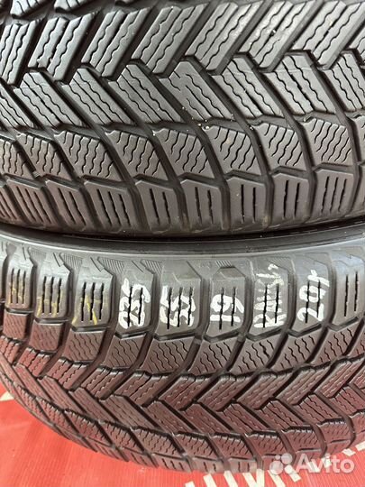 Michelin X-Ice Snow SUV 235/55 R19 105H