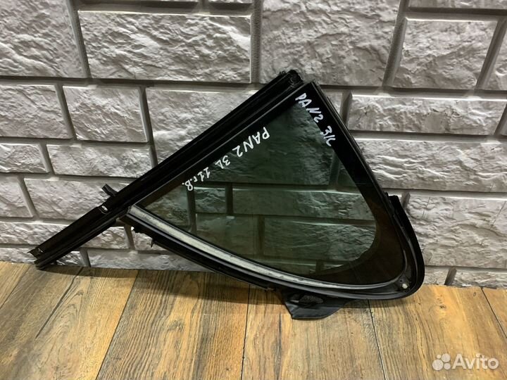 Porsche Panamera Стекло двери задней LH RH