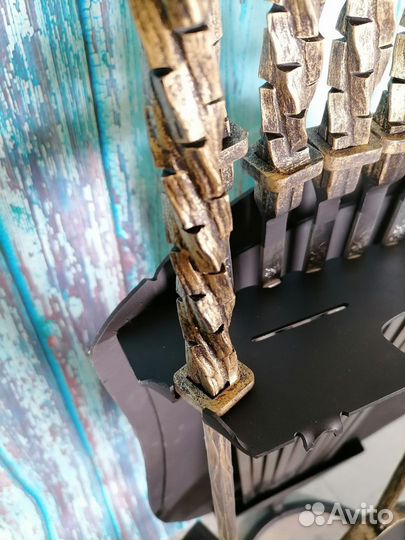 Каминный набор Щит-подставка Барс на 8 шампуров Бе