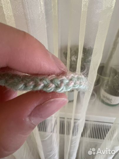 Вязаный браслетик