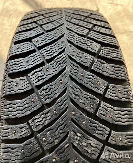 Michelin X-Ice North 4 225/50 R18