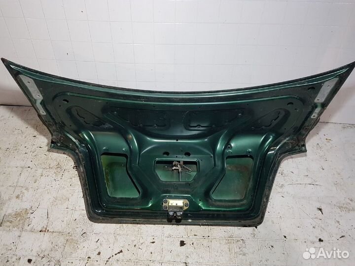 Крышка багажника Volvo S40 1998 1.6 МКПП