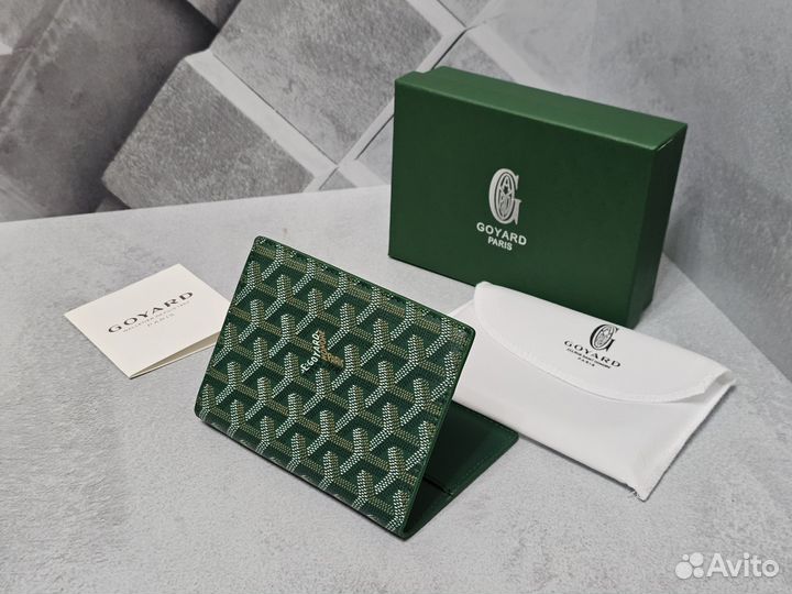 Обложка на паспорт Goyard зелёная