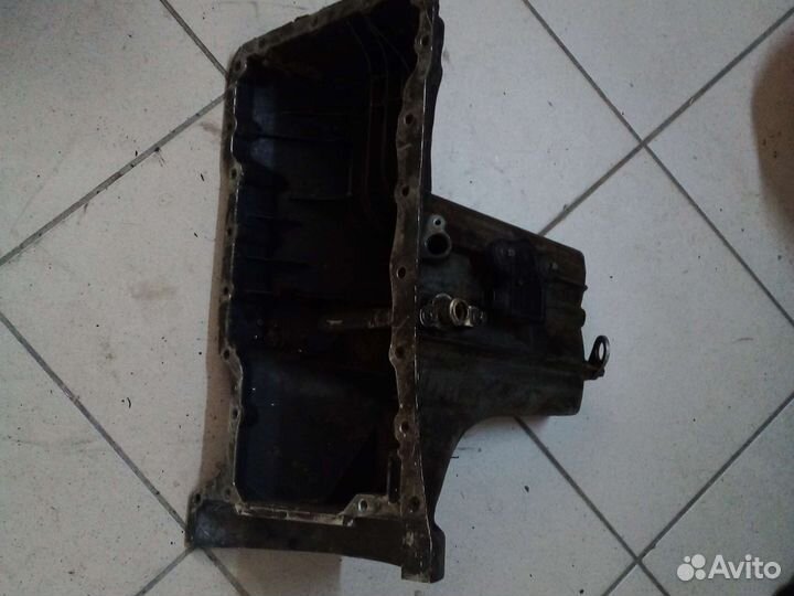 Поддон mercedes w168
