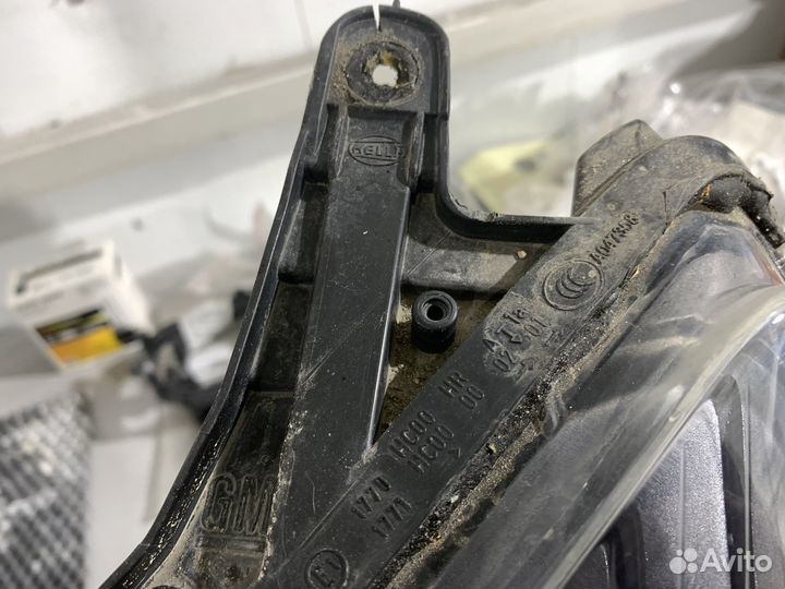 Фары Opel Astra H Bi-led