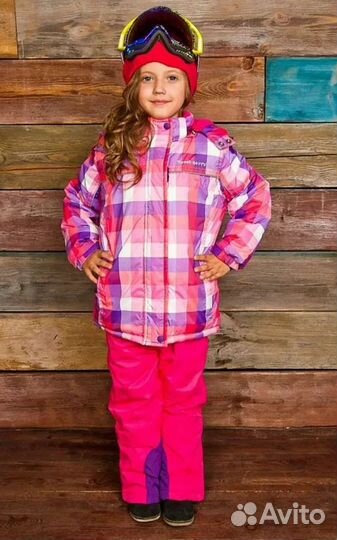 Костюм для девочки новый 116 р. италия