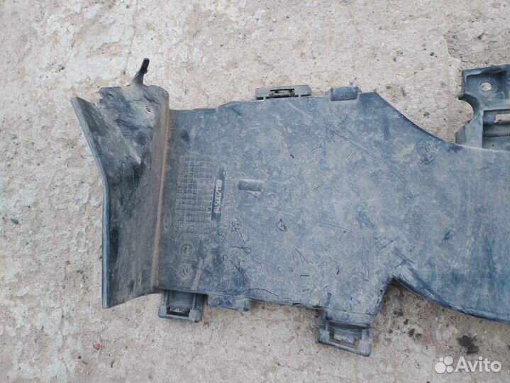 Дефлектор правый LADA X-RAY