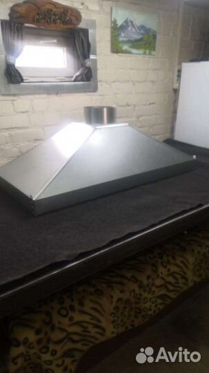 Зонт вытяжной, вытяжка