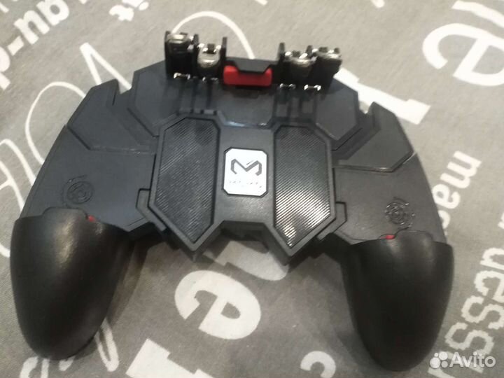 Геймпад для смартфона