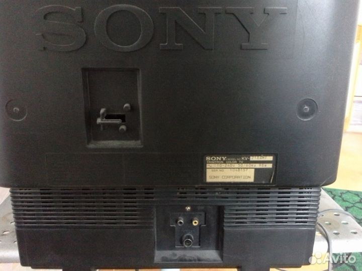 Телевизоры Sony Trinitron и Samsung