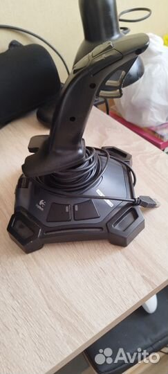 Джойстик Logitech Attack 3