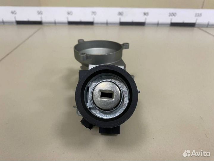 Б/У Замок зажигания (комплект) 93181730, 93181728