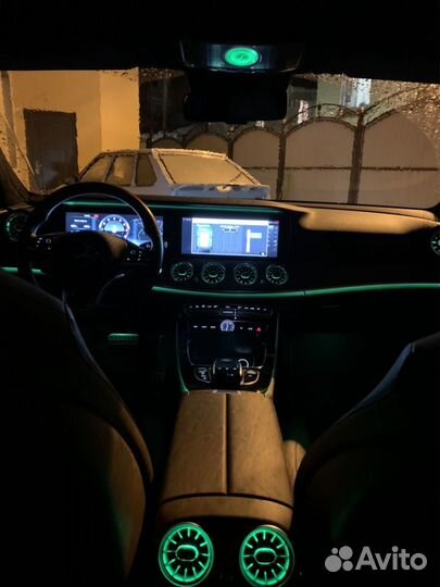 W213 воздуховоды с подсветкой