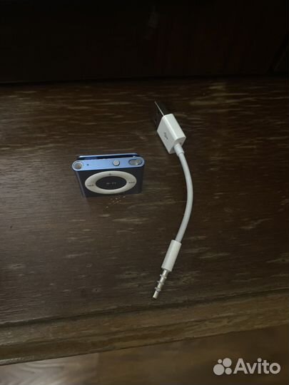 Плеер iPod shuffle 4