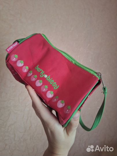 Косметичка. Земляничка