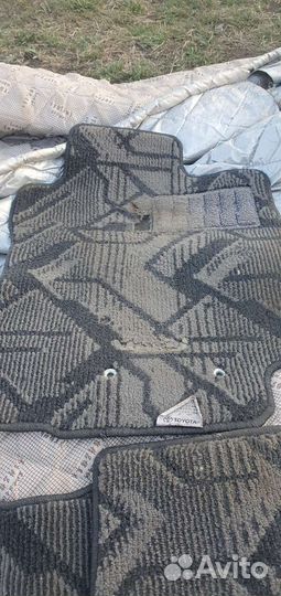 Автомобильные коврики