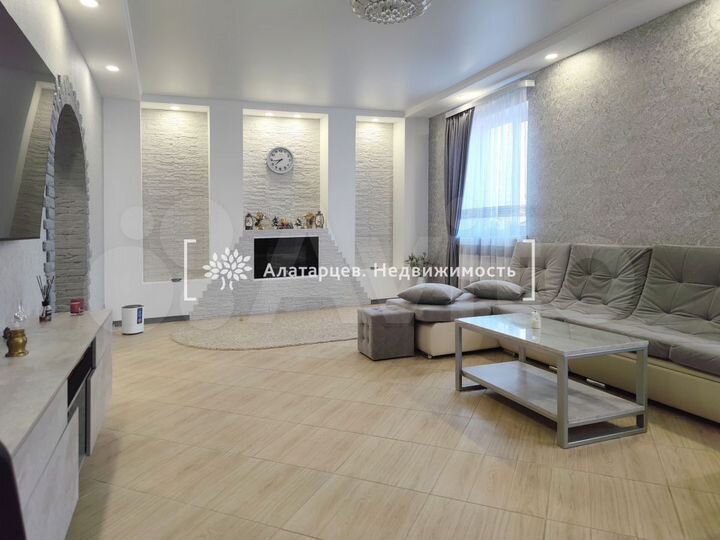 Дом 304,4 м² на участке 15 сот.