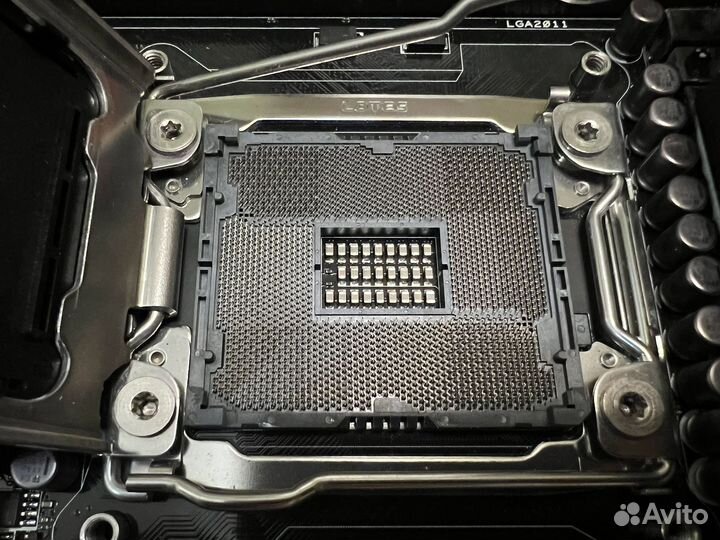 Материнская плата Asus Rampage 4 Extreme на зч