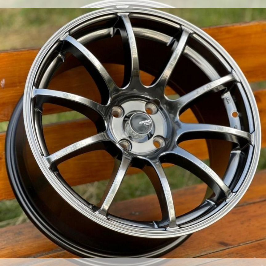 Литые диски Advan RS 8×R17 4×100