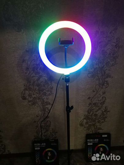 Кольцевая RGB (разноцветная) лампа 26см + штатив