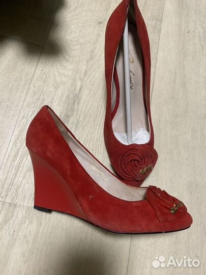 Туфли женские