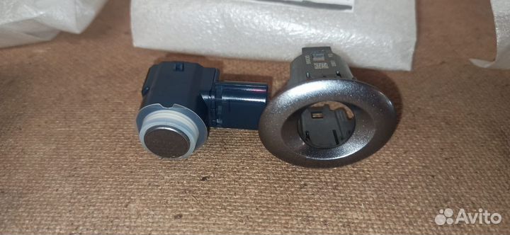 Парктроники передние Mitsubishi Pajero Sport