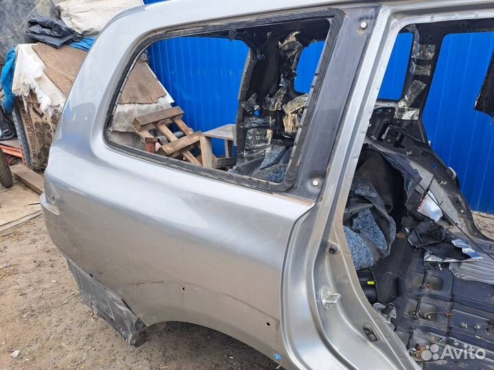 Крыло заднее правое Mitsubishi Pajero Sport