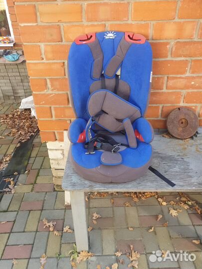 Детское сидения для машины