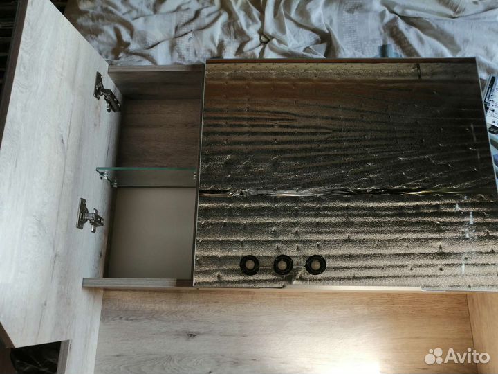 Зеркало для ванной комнаты