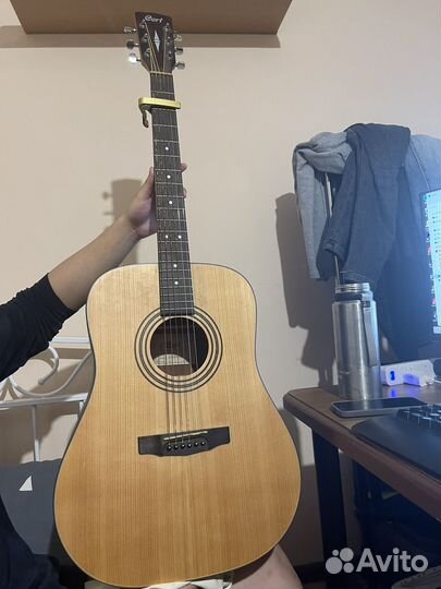 Акустическая гитара