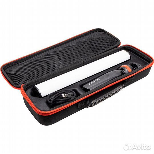 Осветитель Aputure MT Pro